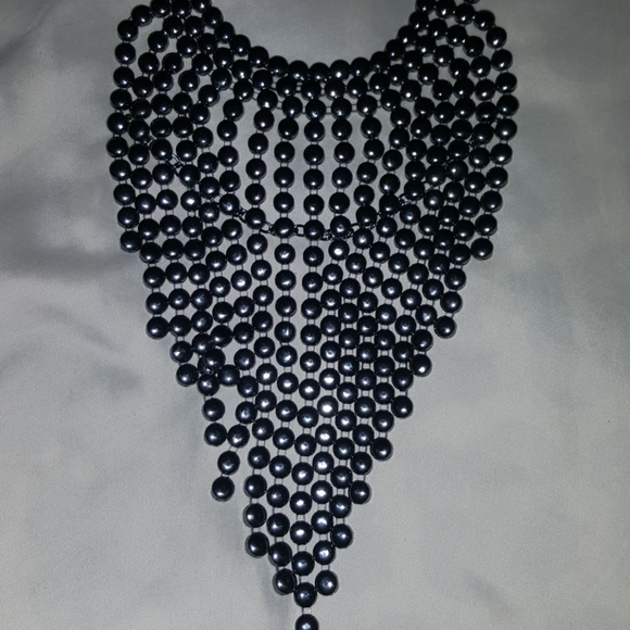 Jewelry - Picture 4 of 5